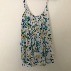 Old navy tank top size large